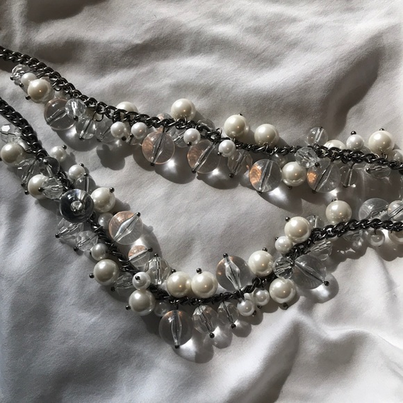 Beaded necklace - Picture 3 of 4